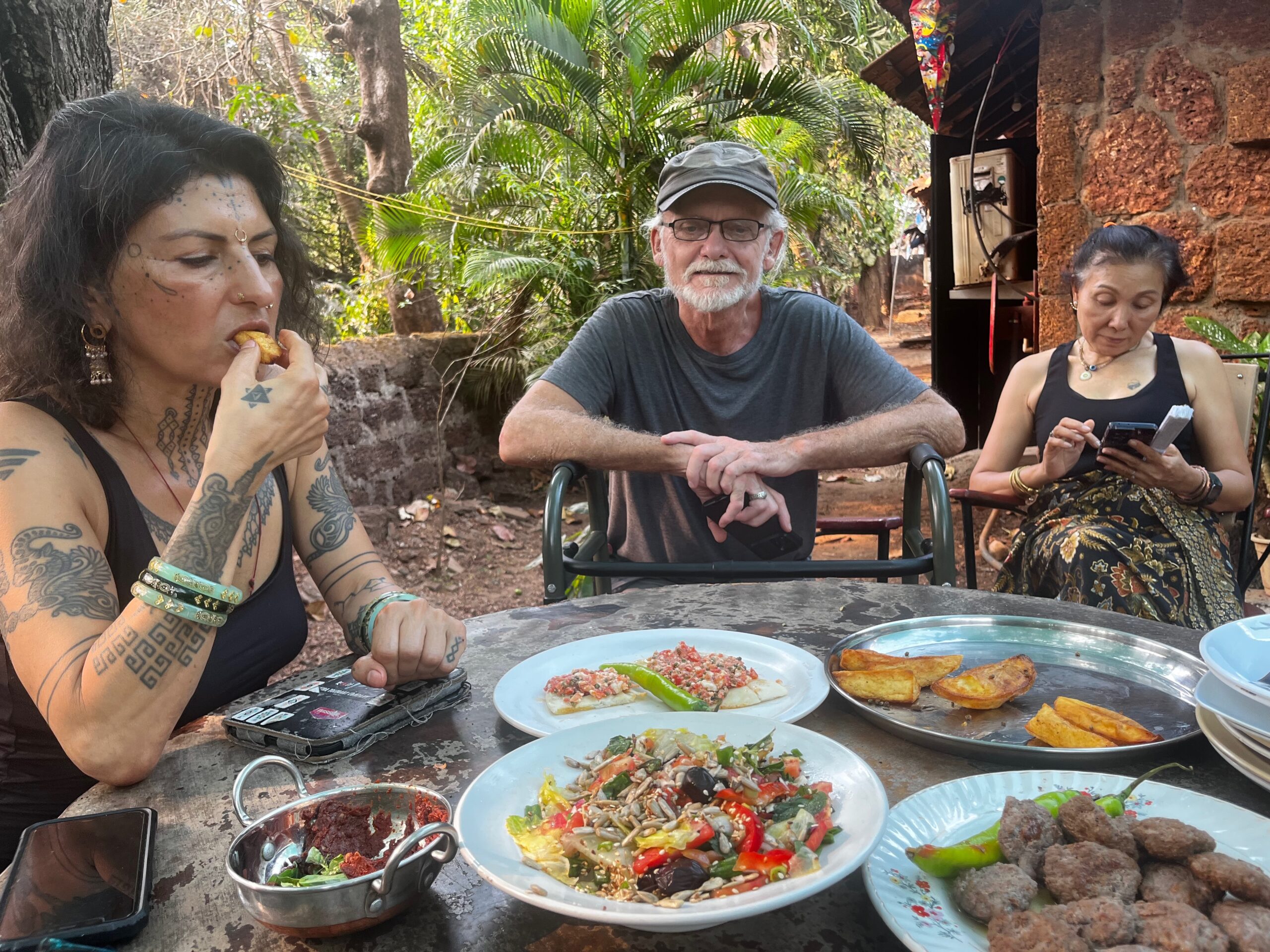 Al Fresco dinin, Laguna Anjuna